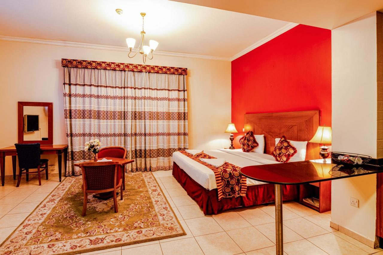 Icon Hotel Apartments Dubai Buitenkant foto