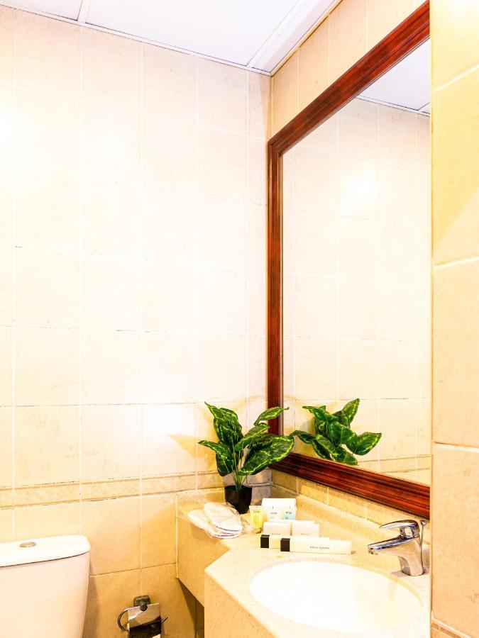 Icon Hotel Apartments Dubai Buitenkant foto